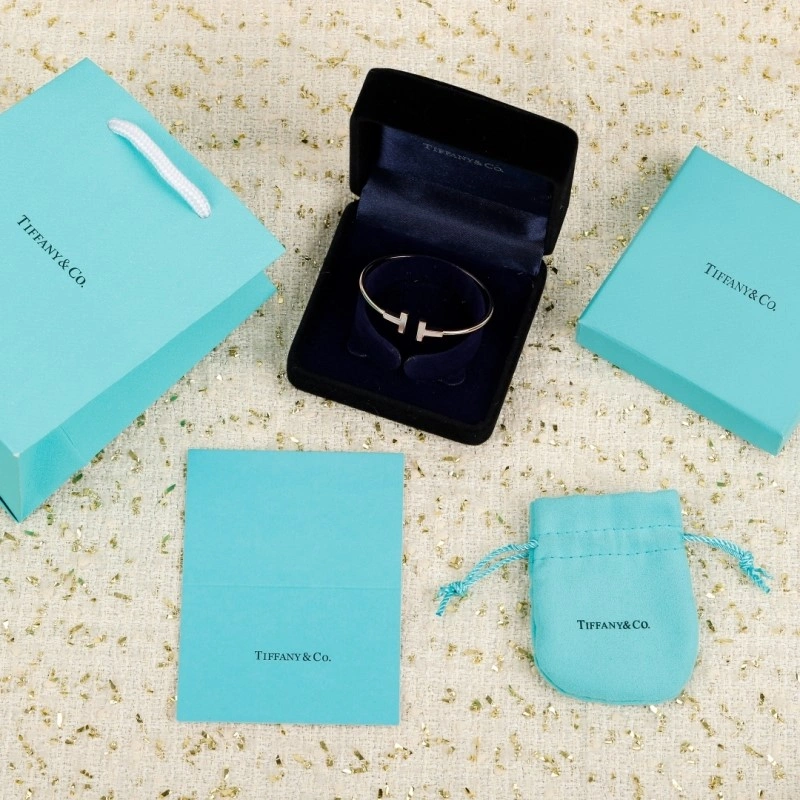 Effortless Tiffany Bracelets 252429