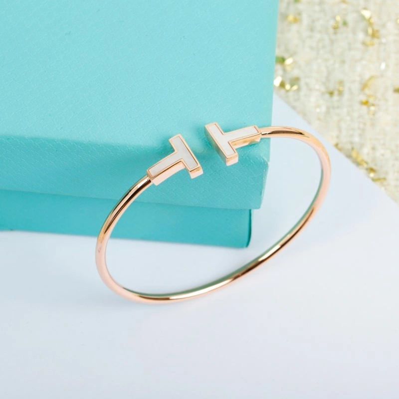 Effortless Tiffany Bracelets 252429