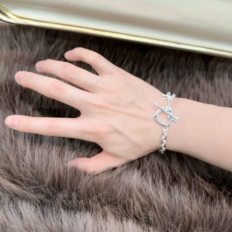 Resilient Tiffany Bracelets 252381
