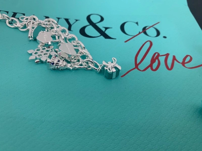 Tiffany Bracelets Flexible 252378