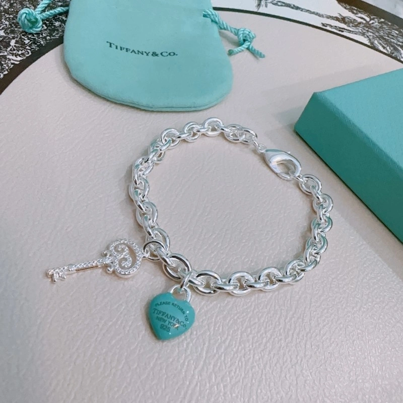 Versatile Tiffany Bracelets 252357