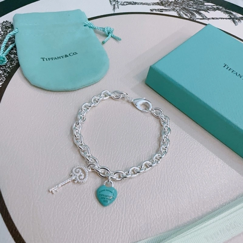 Versatile Tiffany Bracelets 252357