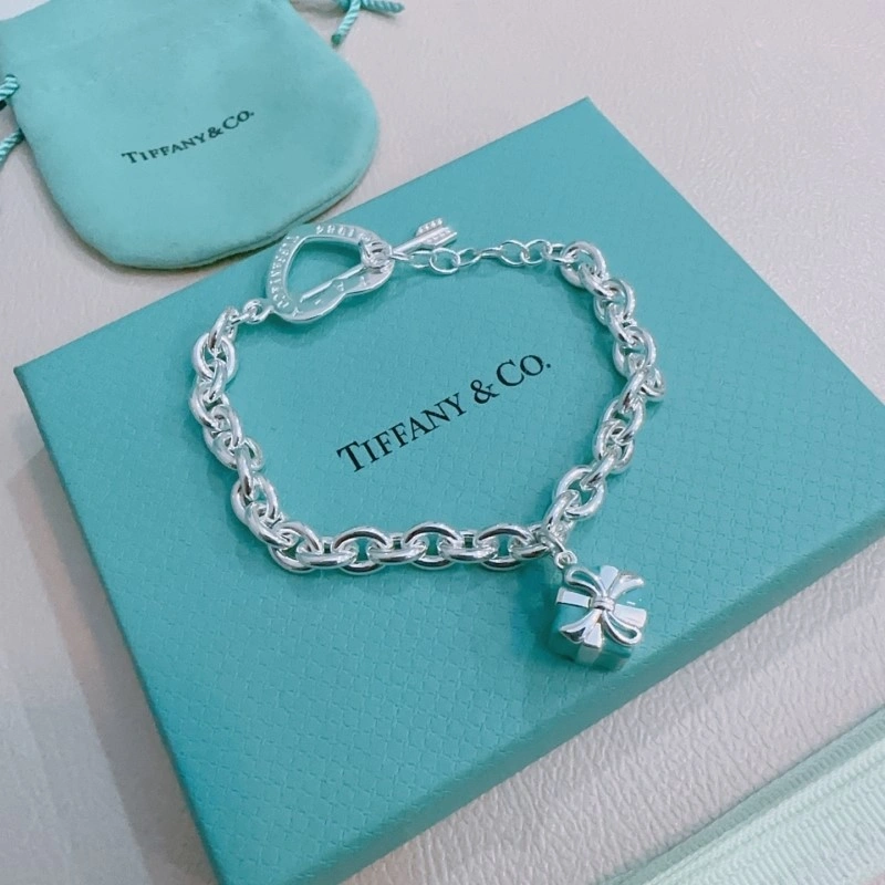 Breathable Tiffany Bracelets 252354