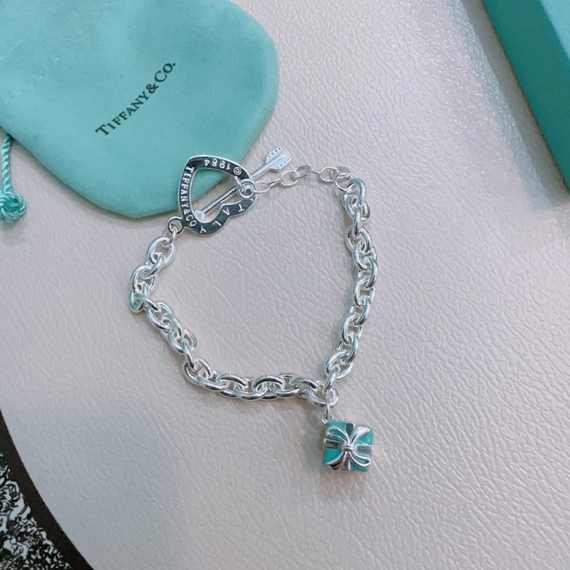 Breathable Tiffany Bracelets 252354