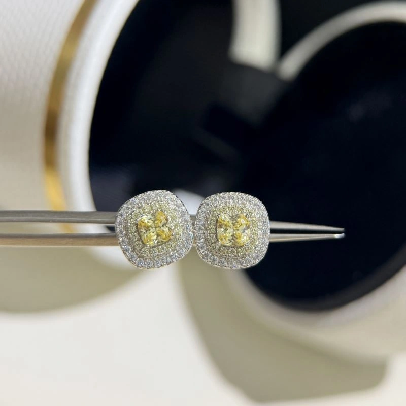 Tiffany Earrings Lightweight 253829