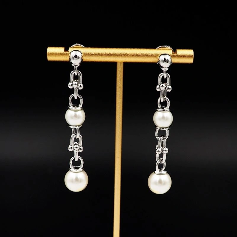 Vibrant Tiffany Earrings 253840
