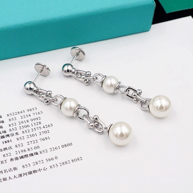 Vibrant Tiffany Earrings 253840