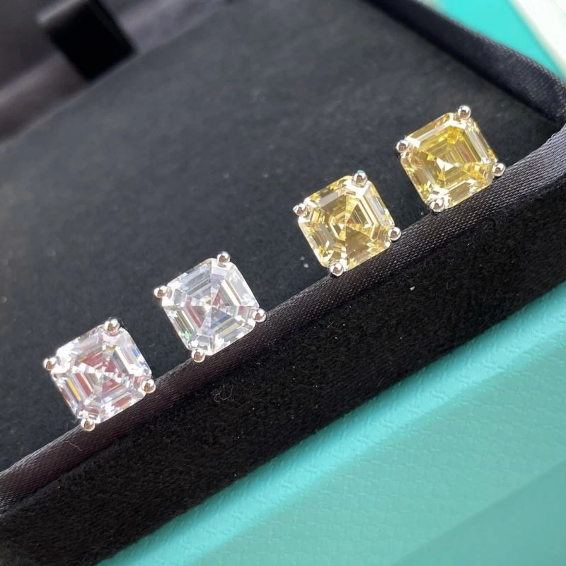 EyeCatching Tiffany Earrings 253805