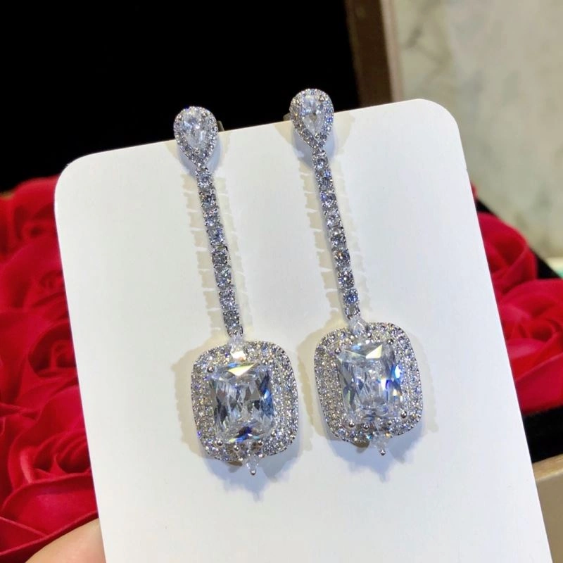 Tiffany Earrings Contemporary 253645