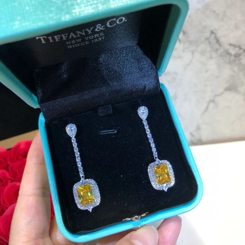 Tiffany Earrings Contemporary 253645