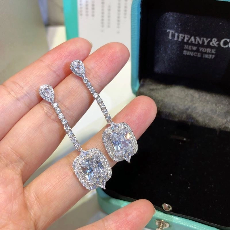 Tiffany Earrings Contemporary 253645