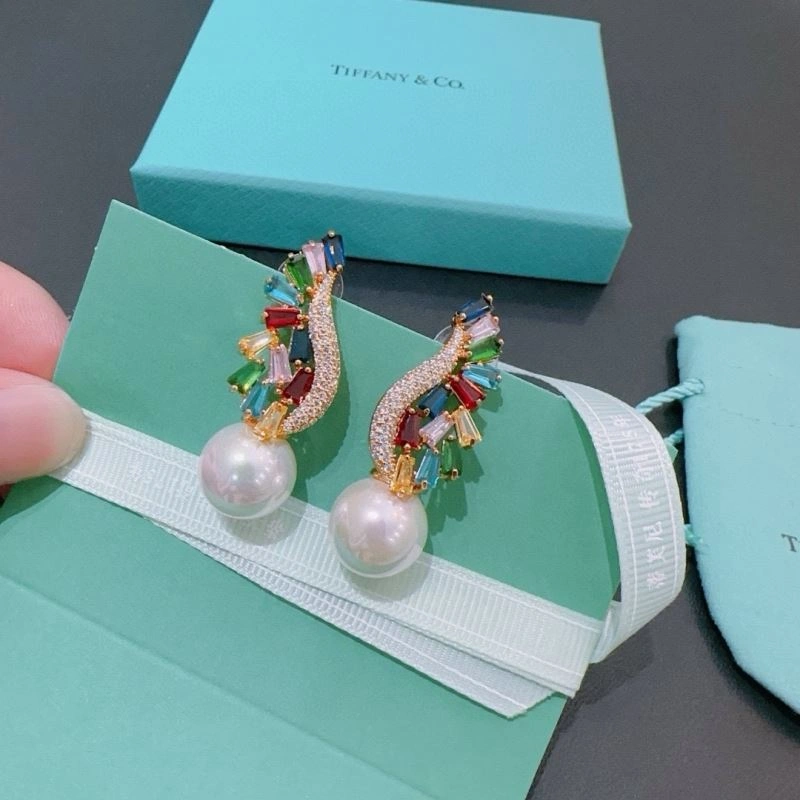 Resilient Tiffany Earrings 253496
