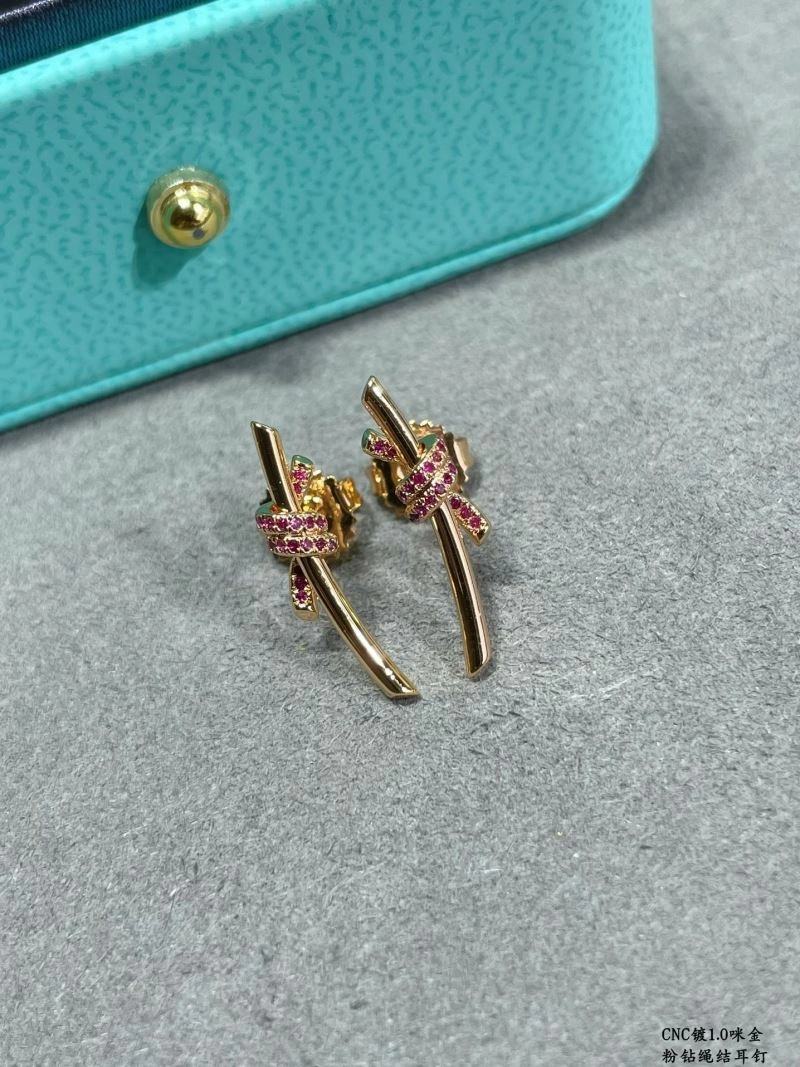 GoAnywhere Tiffany Earrings 253380
