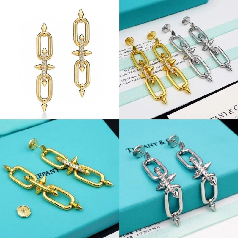 Tiffany Earrings Snug 253240