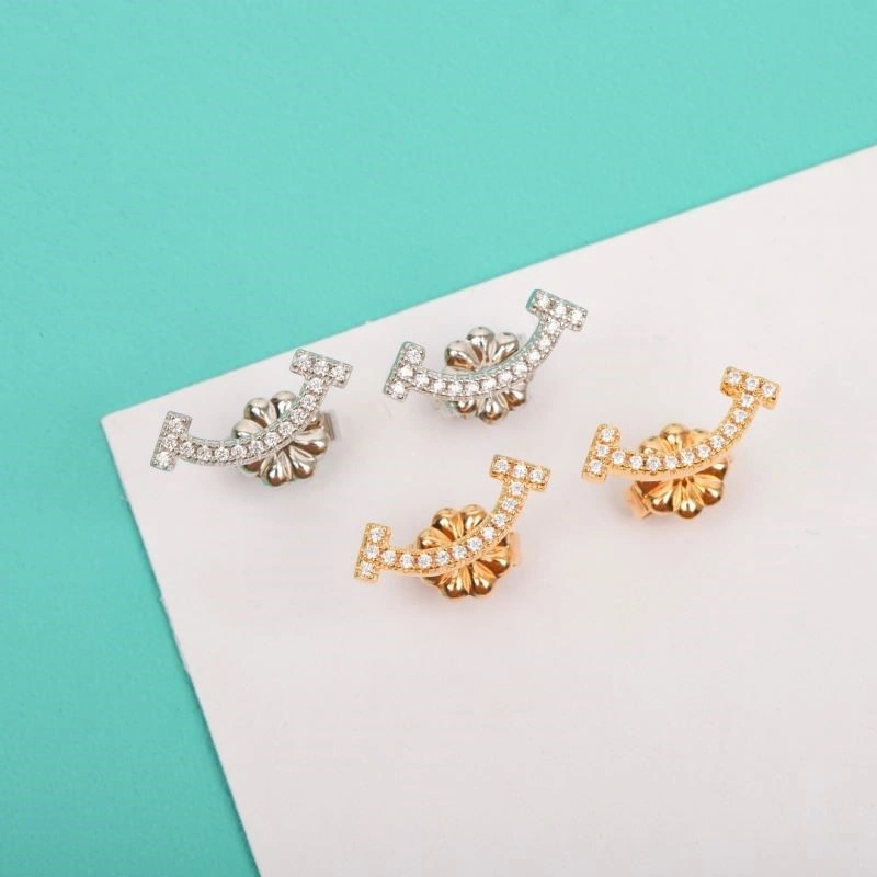 Tiffany Earrings Classic 253241