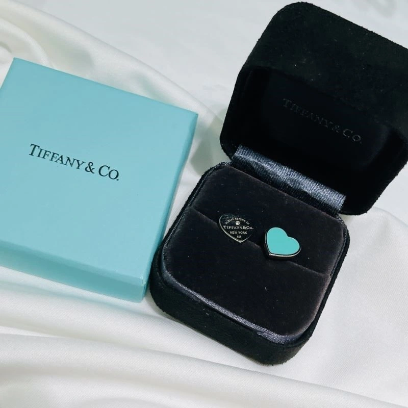 Classic Tiffany Earrings 253171
