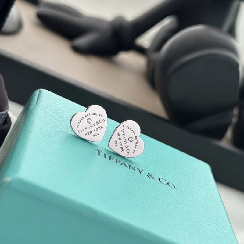 WaterResistant Tiffany Earrings 253167