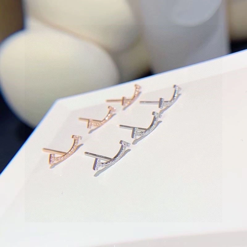 Resilient Tiffany Earrings 253183