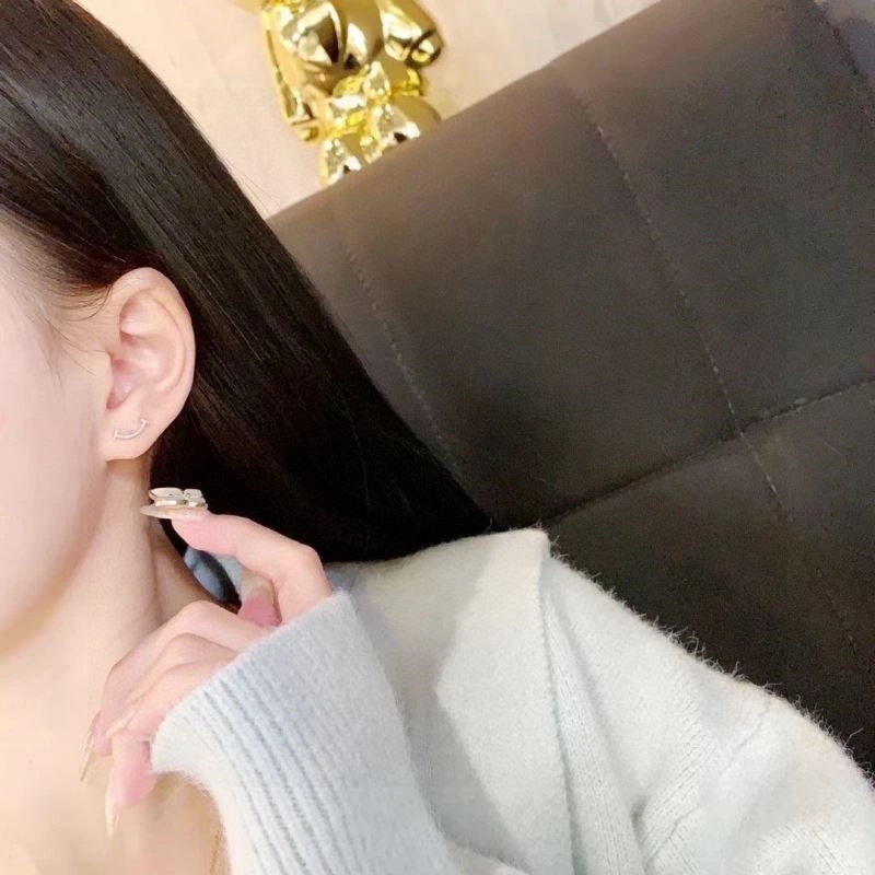 Resilient Tiffany Earrings 253183