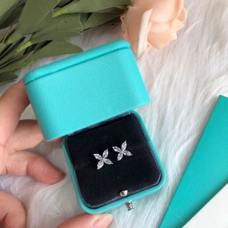 Compact Tiffany Earrings 253176