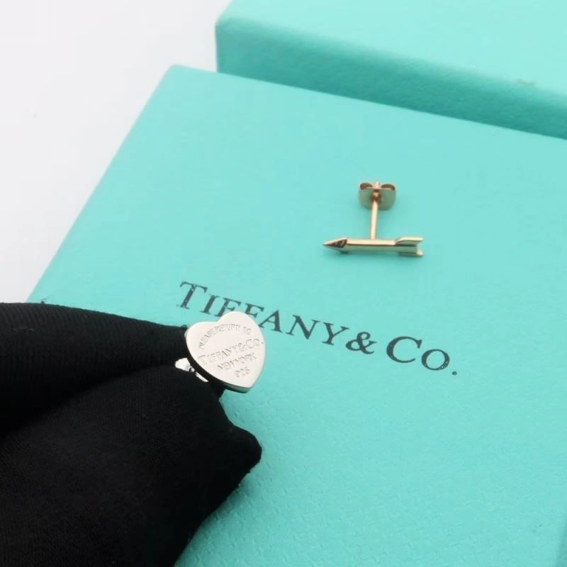 Tiffany Earrings Breathable 253185