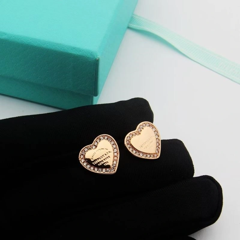 Tiffany Earrings Snug 253163