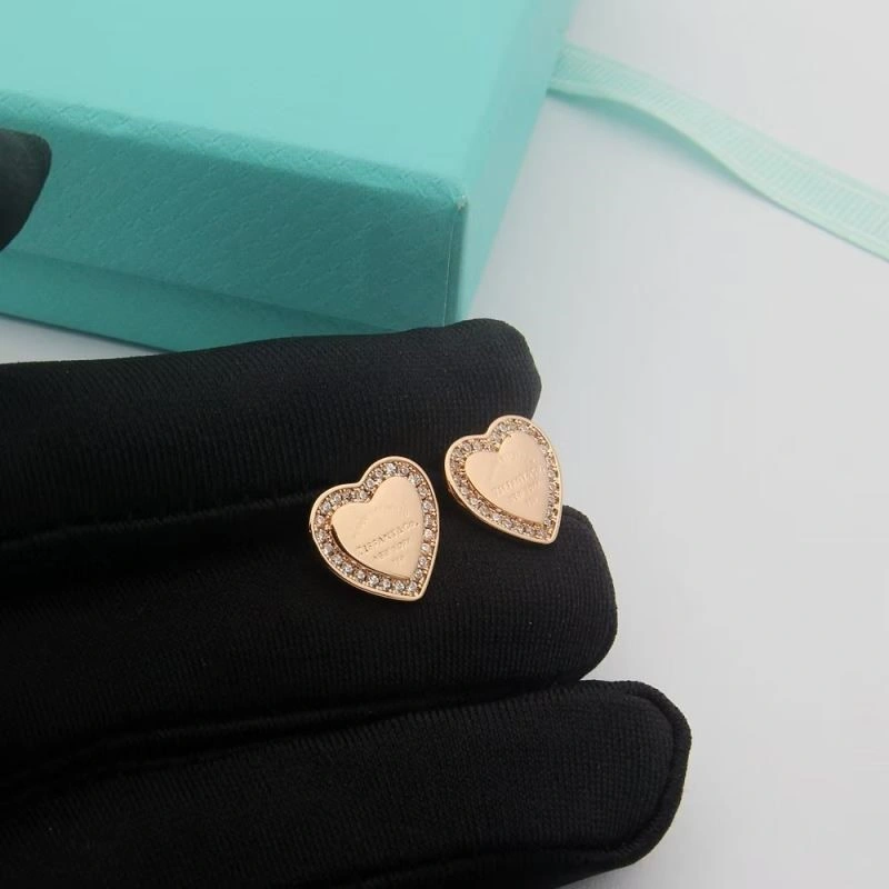Tiffany Earrings Snug 253163