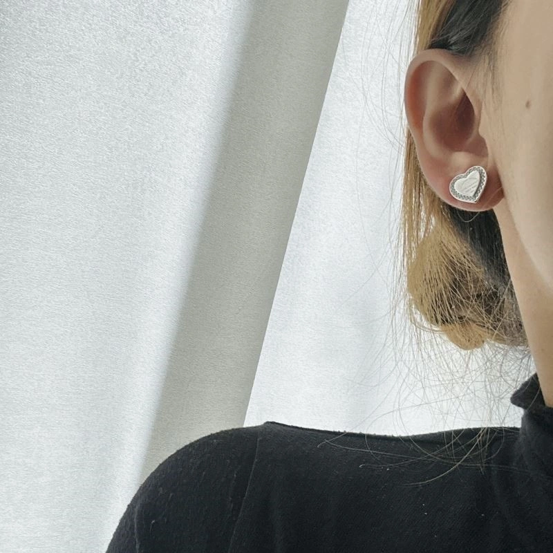 Tiffany Earrings Snug 253163