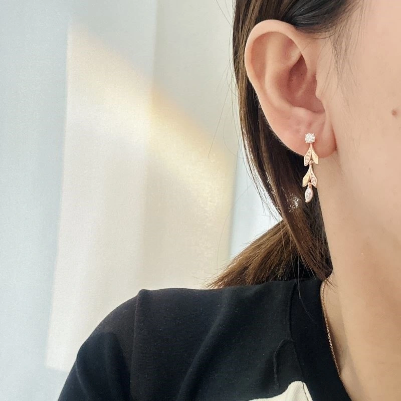 Tiffany Earrings Stretchable 253136