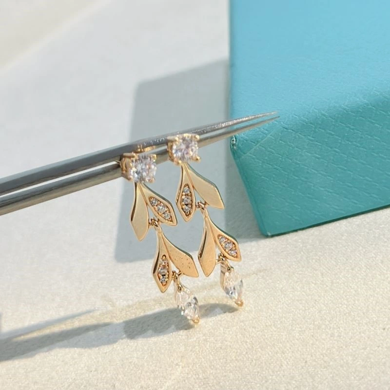 Tiffany Earrings Stretchable 253136