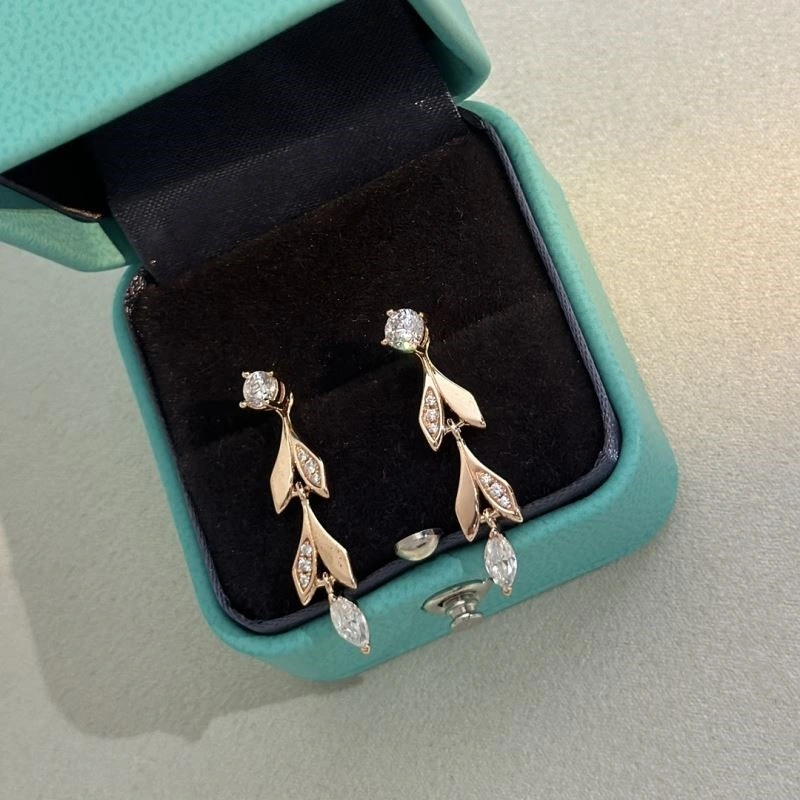 Tiffany Earrings Stretchable 253136