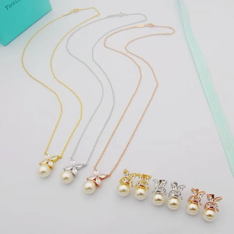 FashionForward Tiffany Earrings 253128