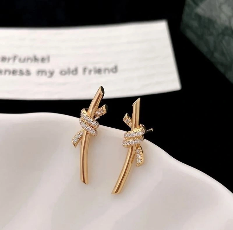 Flexible Tiffany Earrings 252749