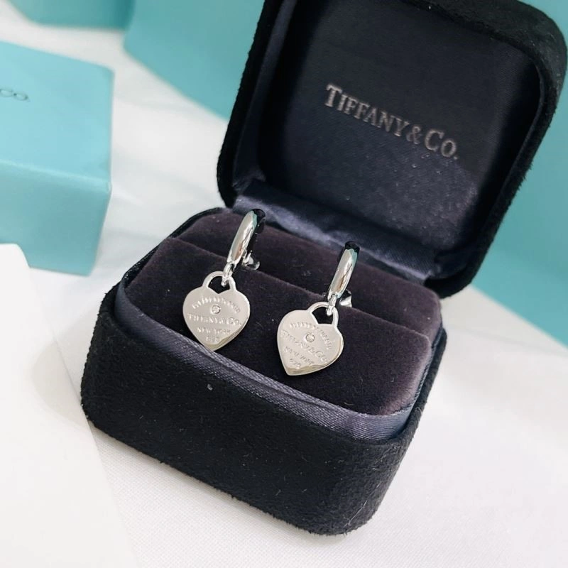 Trendsetting Tiffany Earrings 252706