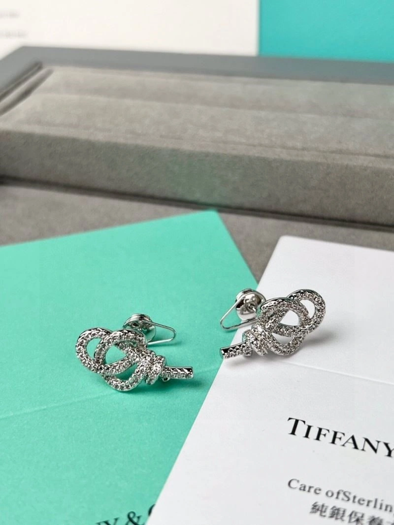 Tiffany Earrings Classic 252686