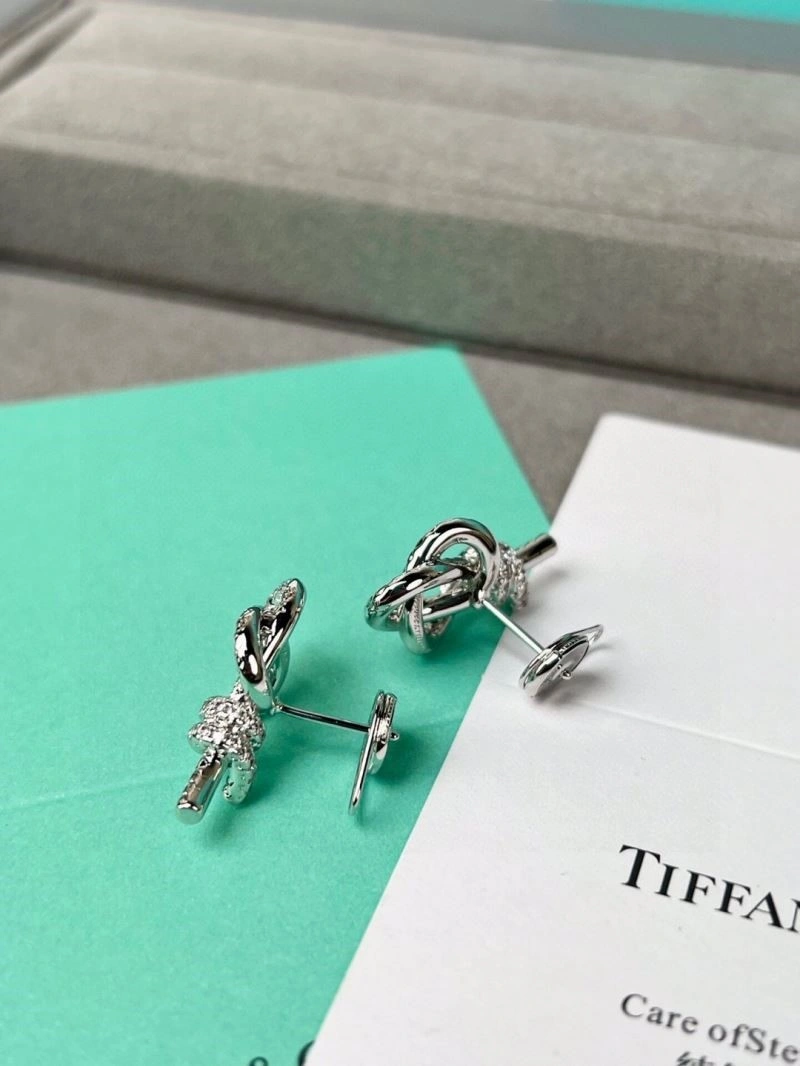 Tiffany Earrings Classic 252686
