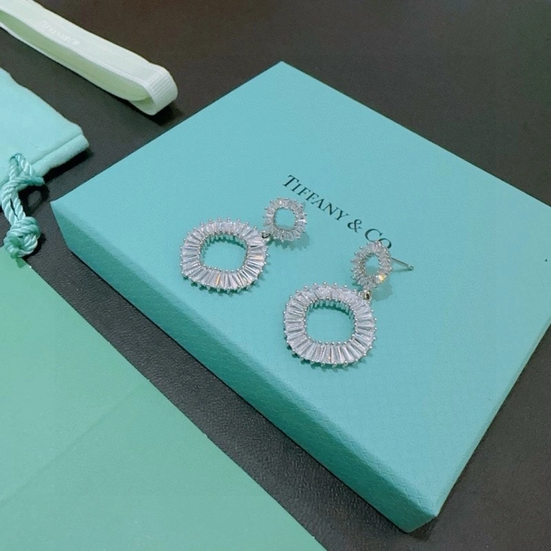 Tiffany Earrings Functional 252356
