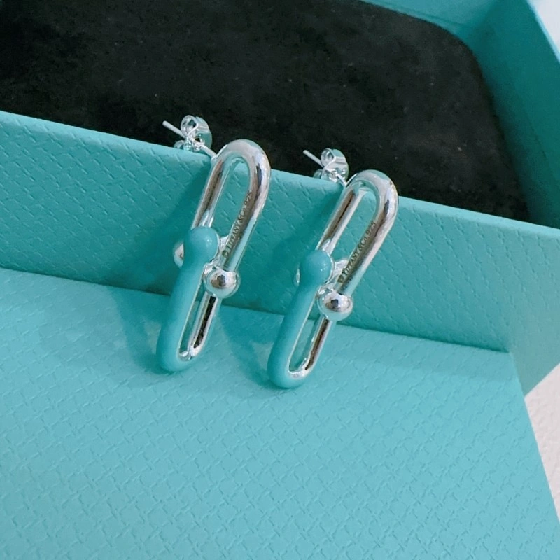 Lightweight Tiffany Earrings 252350