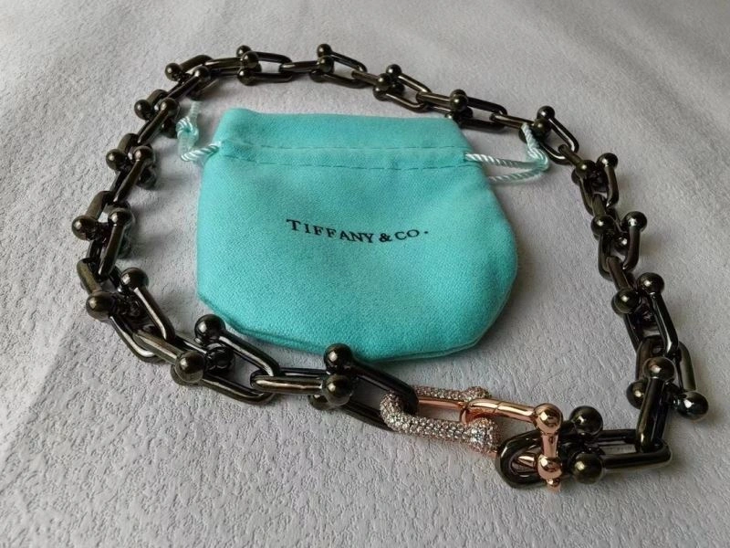 Comfortable Tiffany Necklaces 253887