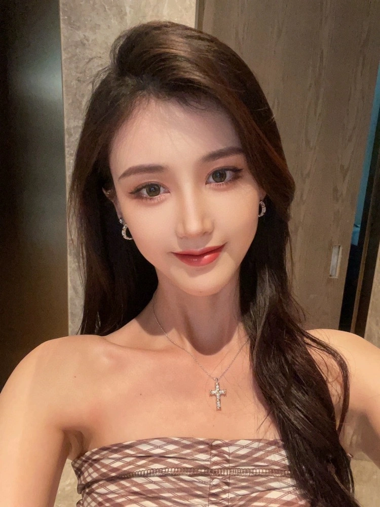 Sporty Tiffany Necklaces 253839