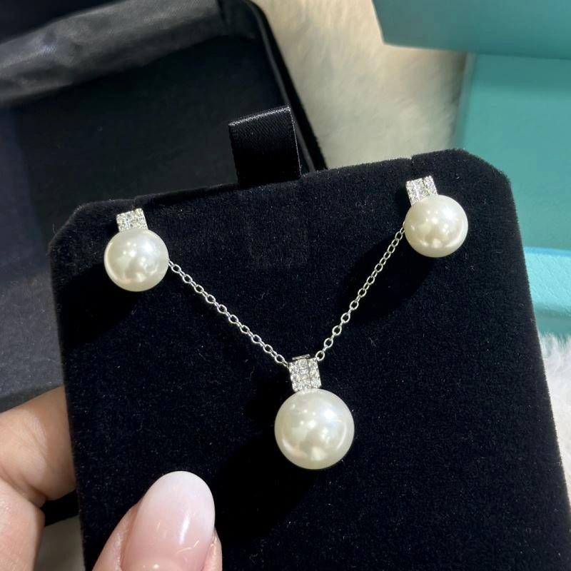 Tiffany Necklaces Upgraded 253966