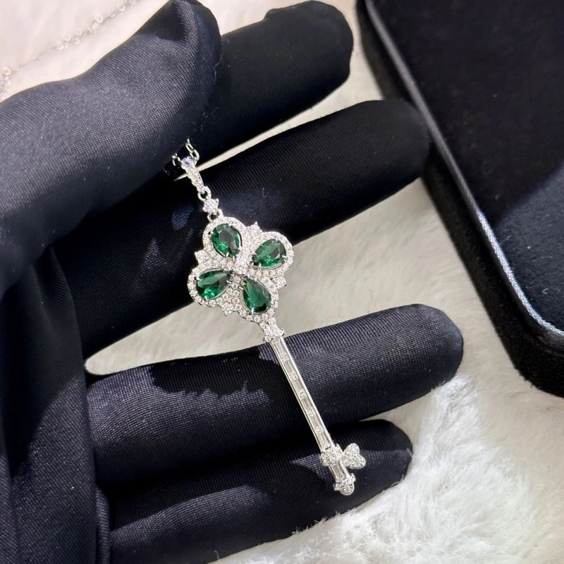 Tiffany Necklaces Modern 253969