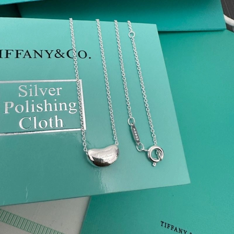 EyeCatching Tiffany Necklaces 253928