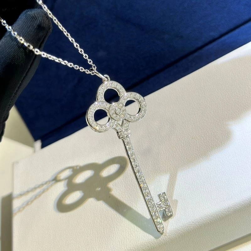 Fashionable Tiffany Necklaces 253745