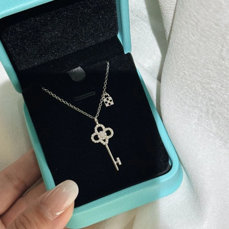 Tiffany Necklaces Youthful 253753