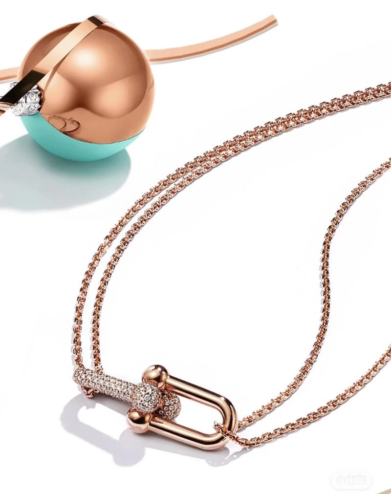 Contemporary Tiffany Necklaces 253739
