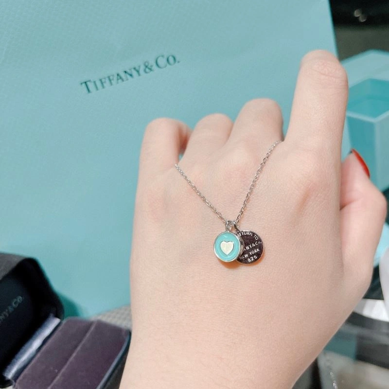 Minimalist Tiffany Necklaces 253735