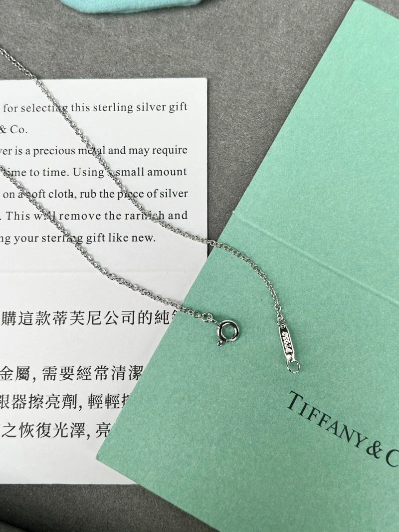 Minimalist Tiffany Necklaces 253731