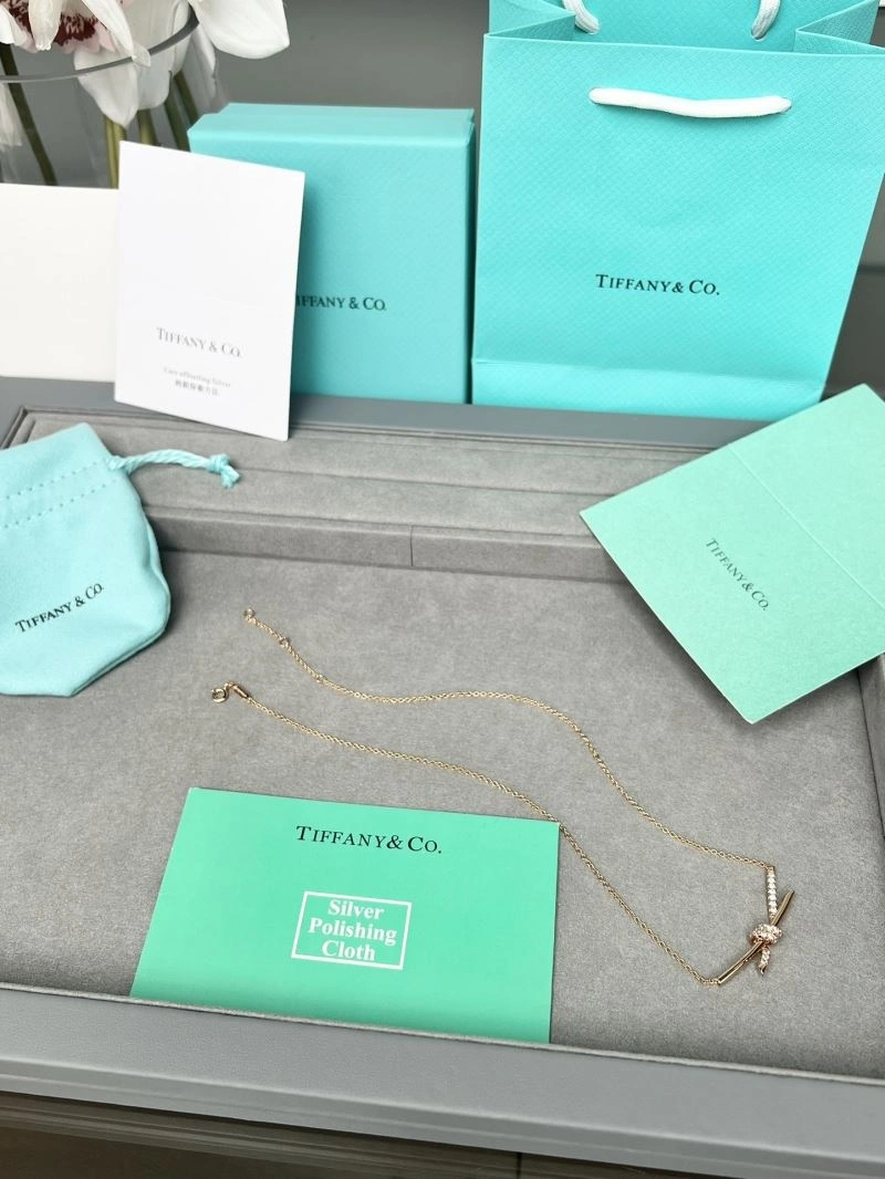 Sporty Tiffany Necklaces 253701
