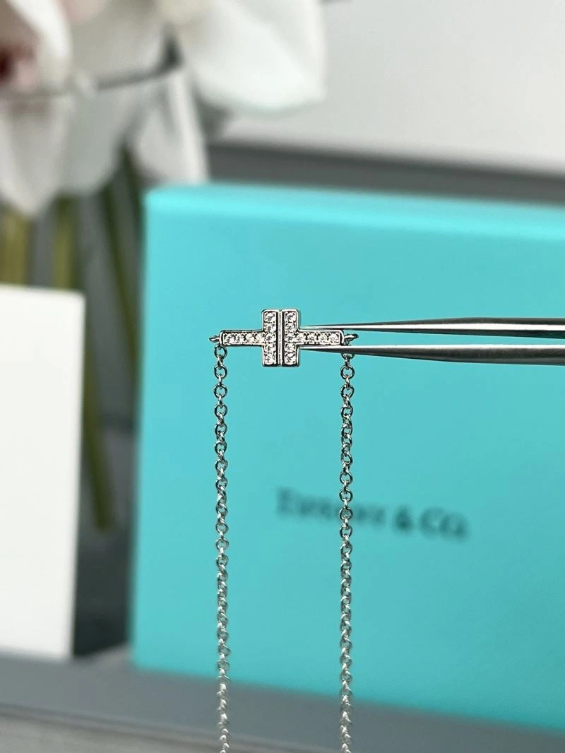 Sporty Tiffany Necklaces 253703
